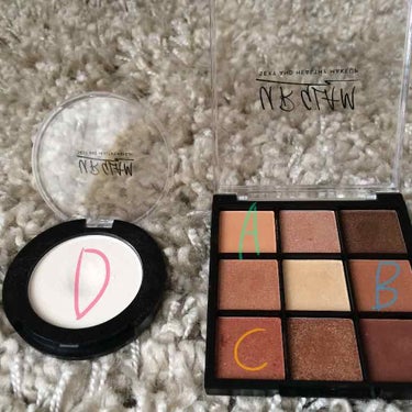 UR GLAM　BLOOMING EYE COLOR PALETTE/U R GLAM/パウダーアイシャドウを使ったクチコミ（3枚目）