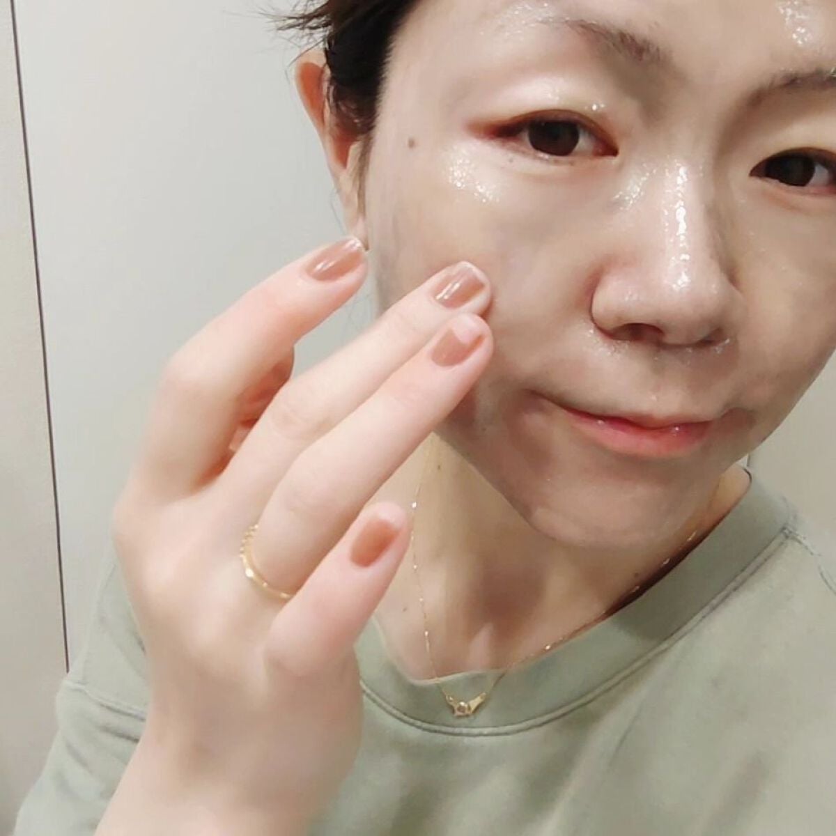 ダヴ 吸着毛穴ケア 洗顔ジェル/ダヴ/その他洗顔料を使ったクチコミ(7枚目)