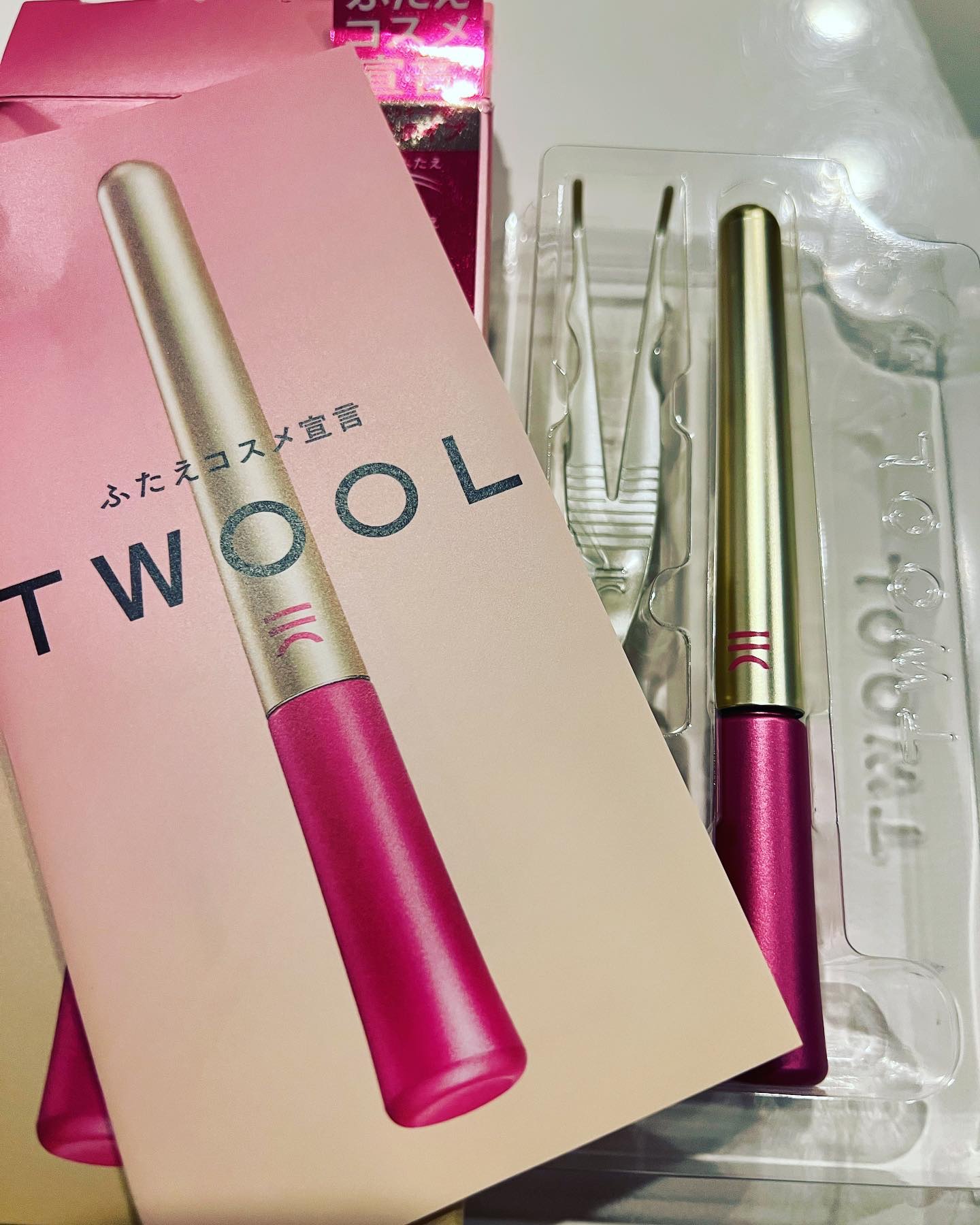 TWOOL ダブルアイリッドグルー/SHOBIDO/二重まぶた用アイテムを使ったクチコミ（1枚目）