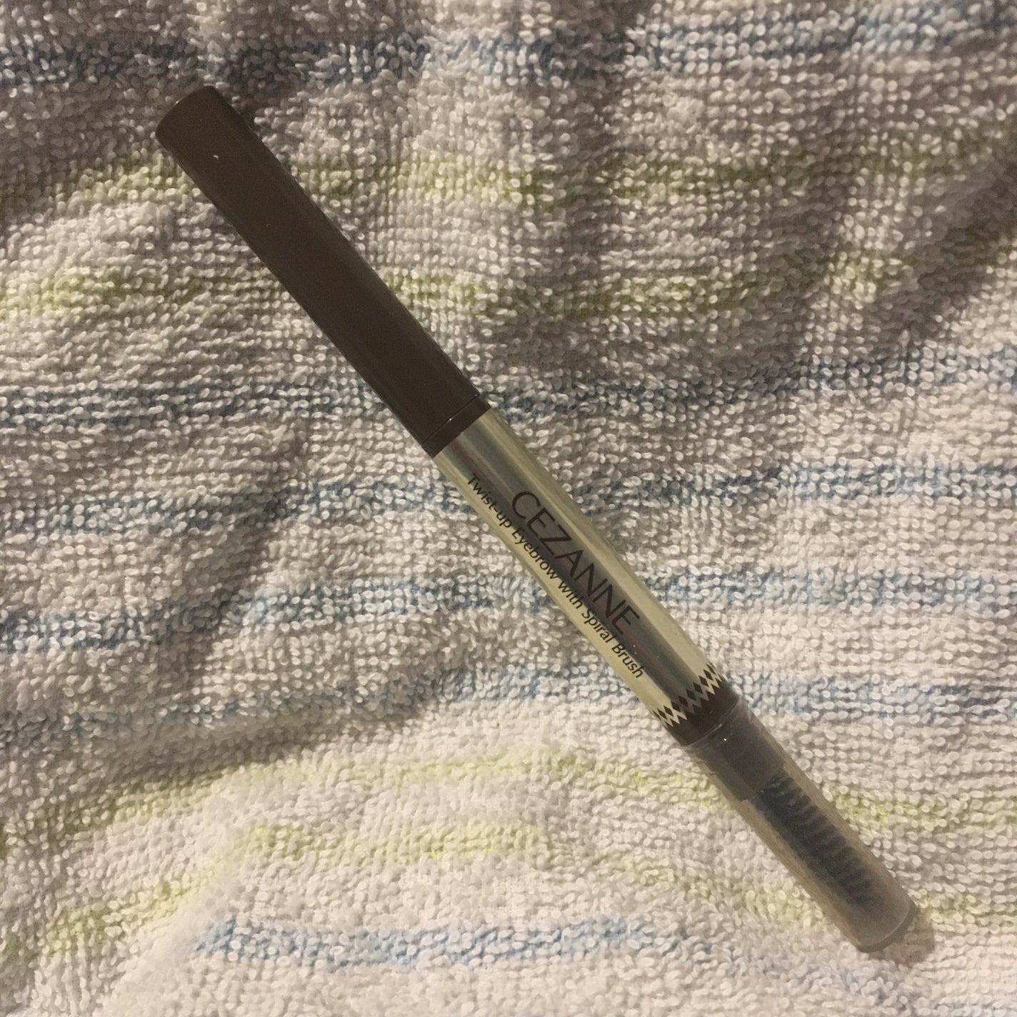 ブラシ付きアイブロウ繰り出し/CEZANNE/アイブロウペンシルを使ったクチコミ(1枚目)
