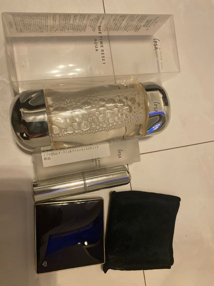 プードルコンパクトエサンシエル/クレ・ド・ポー ボーテ/プレストパウダーを使ったクチコミ(1枚目)