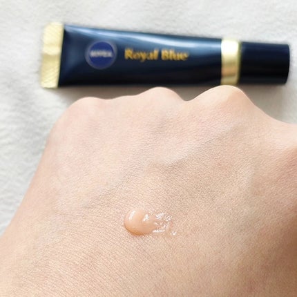 ニベア ロイヤルブルーリップ 濃密美容ケア/ニベア/リップ美容液を使ったクチコミ(2枚目)