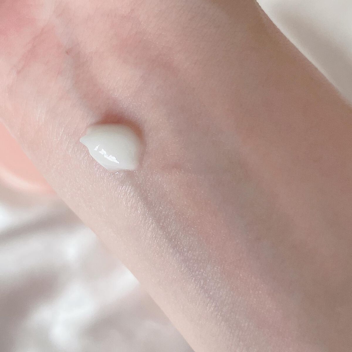 orange_glow_kwm on LIPS 「千の潤い タウリフトパワーセラム✨溶けるタウリン*ニードルとた..」(2枚目)