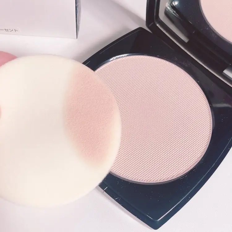 メディハーブ コンパクト/くれえる/プレストパウダーを使ったクチコミ（3枚目）