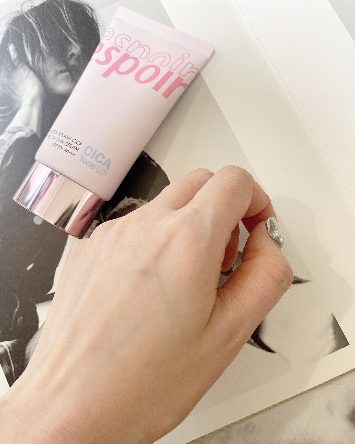 ウォータースプラッシュシカトーンアップクリーム/espoir/化粧下地を使ったクチコミ（3枚目）