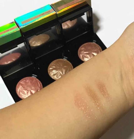 プリズム エアー シャドウ/CLIO/単色アイシャドウを使ったクチコミ(2枚目)