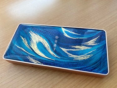 七色青鳥浮彫彩粧盤/花西子/アイシャドウパレットを使ったクチコミ（1枚目）