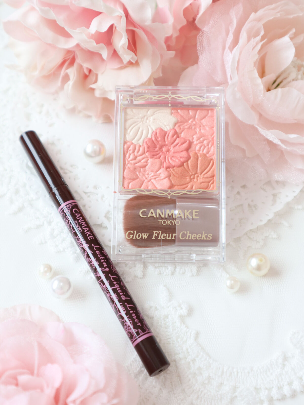 🎀

CANMAKE キャンメイク グロウフルールチークス
＃03 フェアリーオレンジフルール🍊🐈

ツヤ感タイプ気になって
新色を買ってみました- ̗̀ෆ(˶'ᵕ'˶)ෆ  ̖́-

以前は
アプリコットフルールを使ってたのですが
