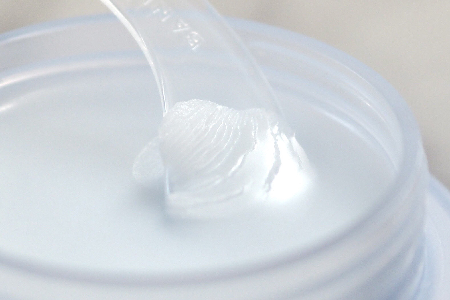 クリーンイットゼロクレンジングバームカーミング/BANILA CO/クレンジングバームを使ったクチコミ（3枚目）