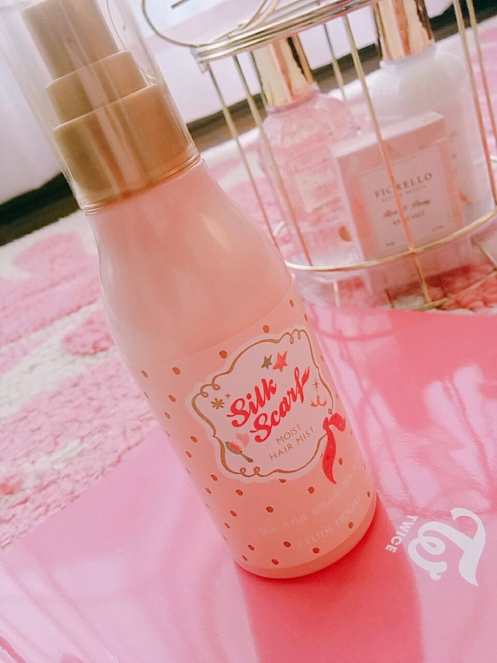 シルクスカーフ ホログラム ヘアセラム/ETUDE/ヘアオイルを使ったクチコミ(1枚目)