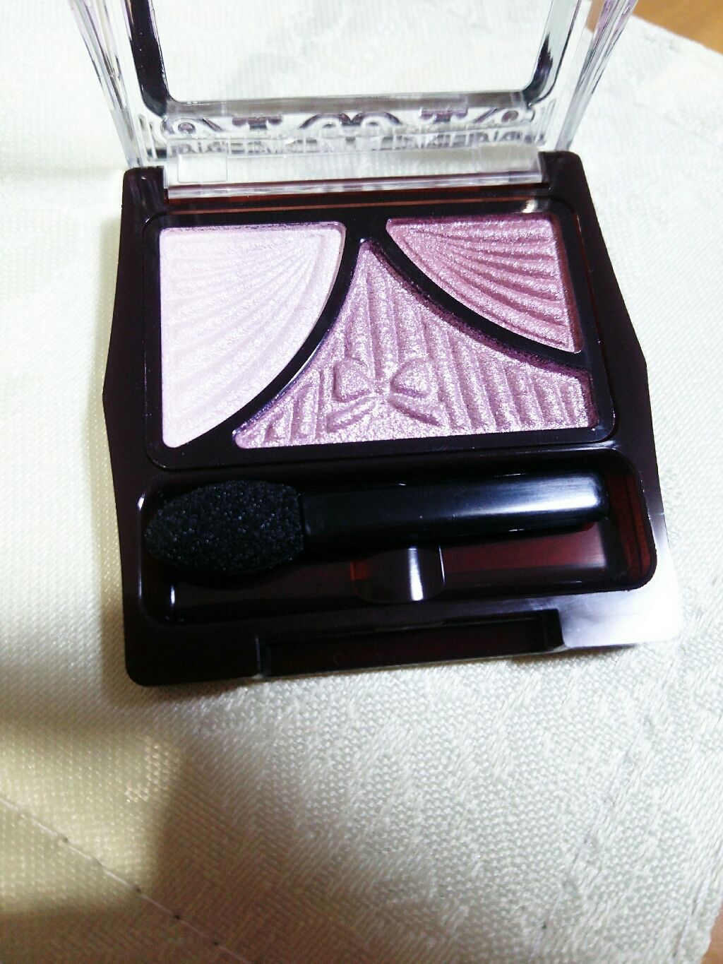 ジューシーピュアアイズ/キャンメイク/アイシャドウパレットを使ったクチコミ(2枚目)