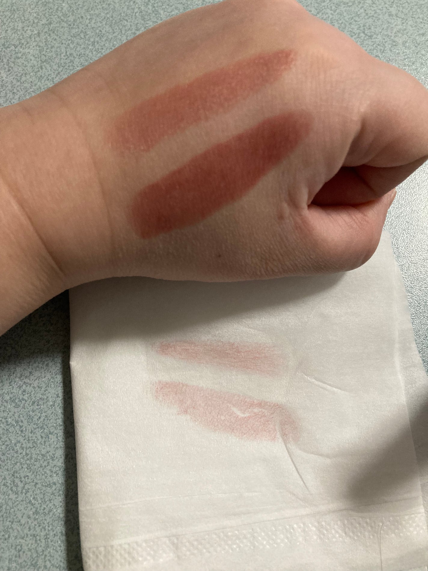 ドラマティックエッセンスルージュ/マキアージュ/口紅を使ったクチコミ(4枚目)