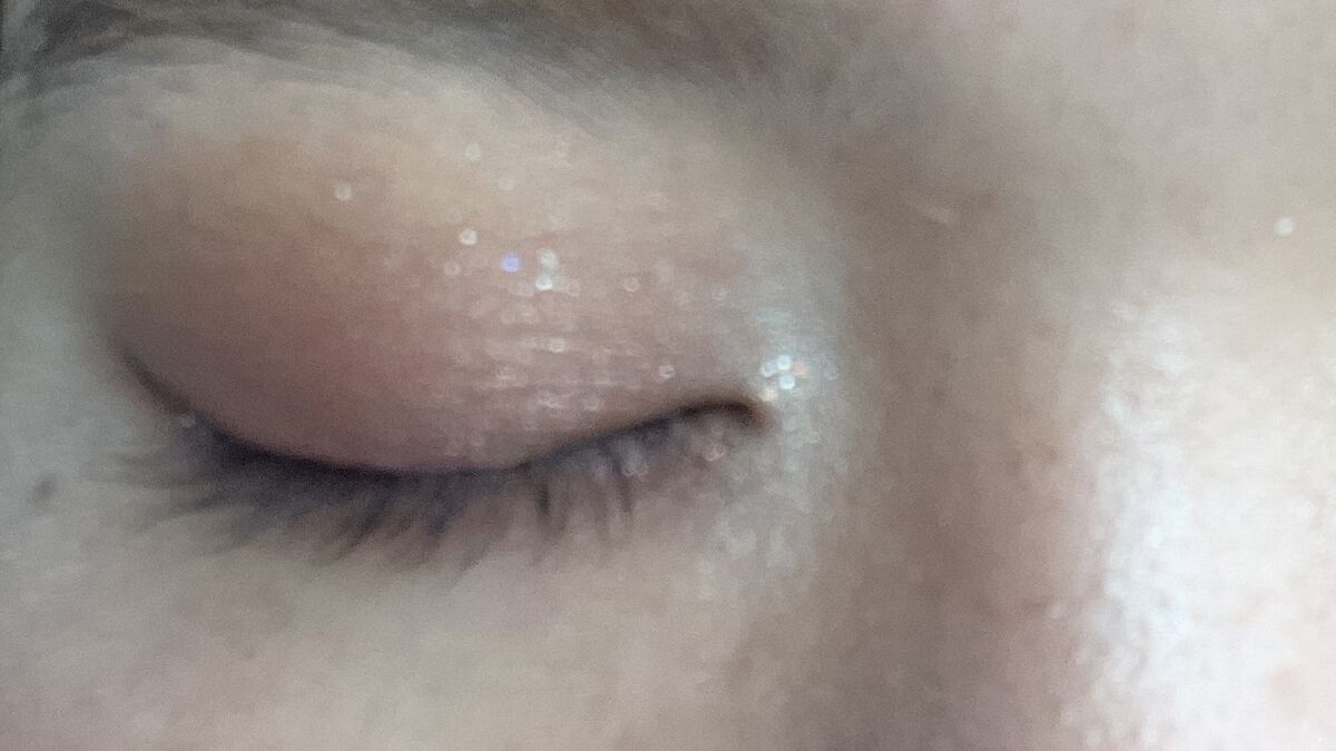 ダズルシャドウ エクストリーム/M・A・C/単色アイシャドウを使ったクチコミ（3枚目）