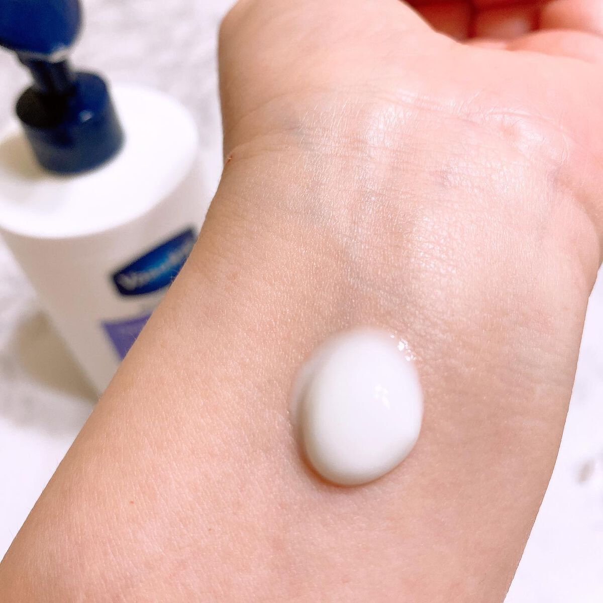 ディープリーエンリッチド ボディローション フローラルラベンダーの香り/ヴァセリン/ボディローションを使ったクチコミ（3枚目）