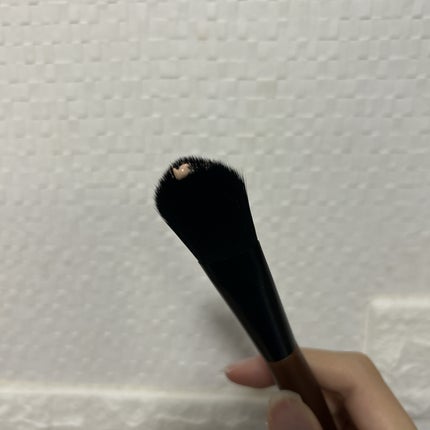 DAISO ごくふわっ 春姫 リキッドファンデーションブラシのクチコミ「【使った商品】DAISOごくふわっ 春姫 リキッドファンデーションブラシ
【商品の特徴】ファン.....」(3枚目)
