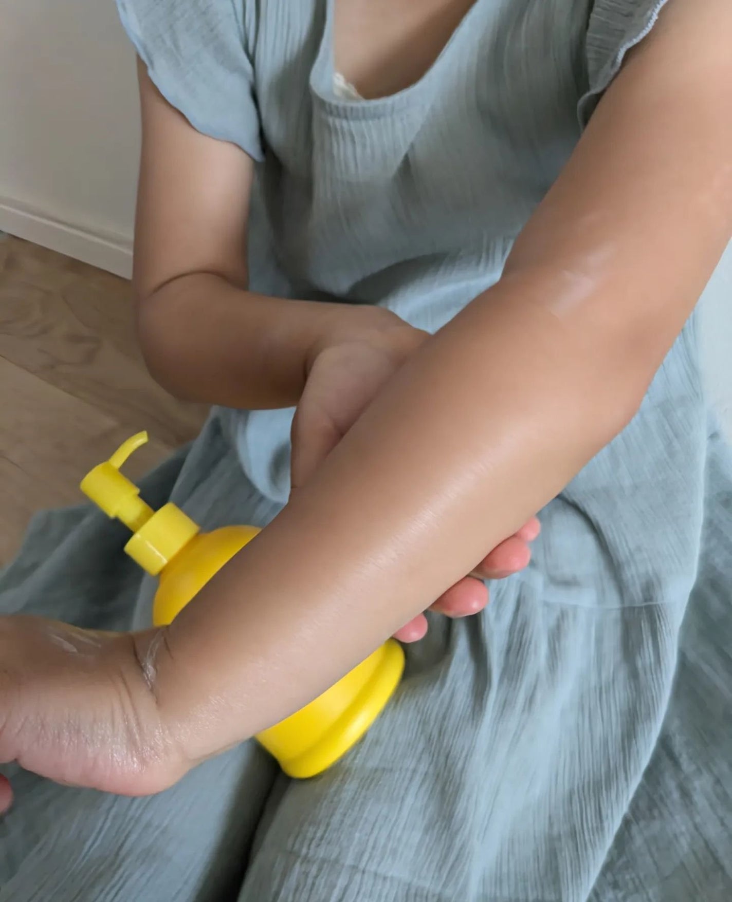 ããŒð»ãã©ããðð» on LIPS ã.ã¢ãããŒèã§æ©ãã ãããå®¶æã®ããã«éçºããHOLOãã¥ã¢ã¯..ãïŒ2æç®ïŒ