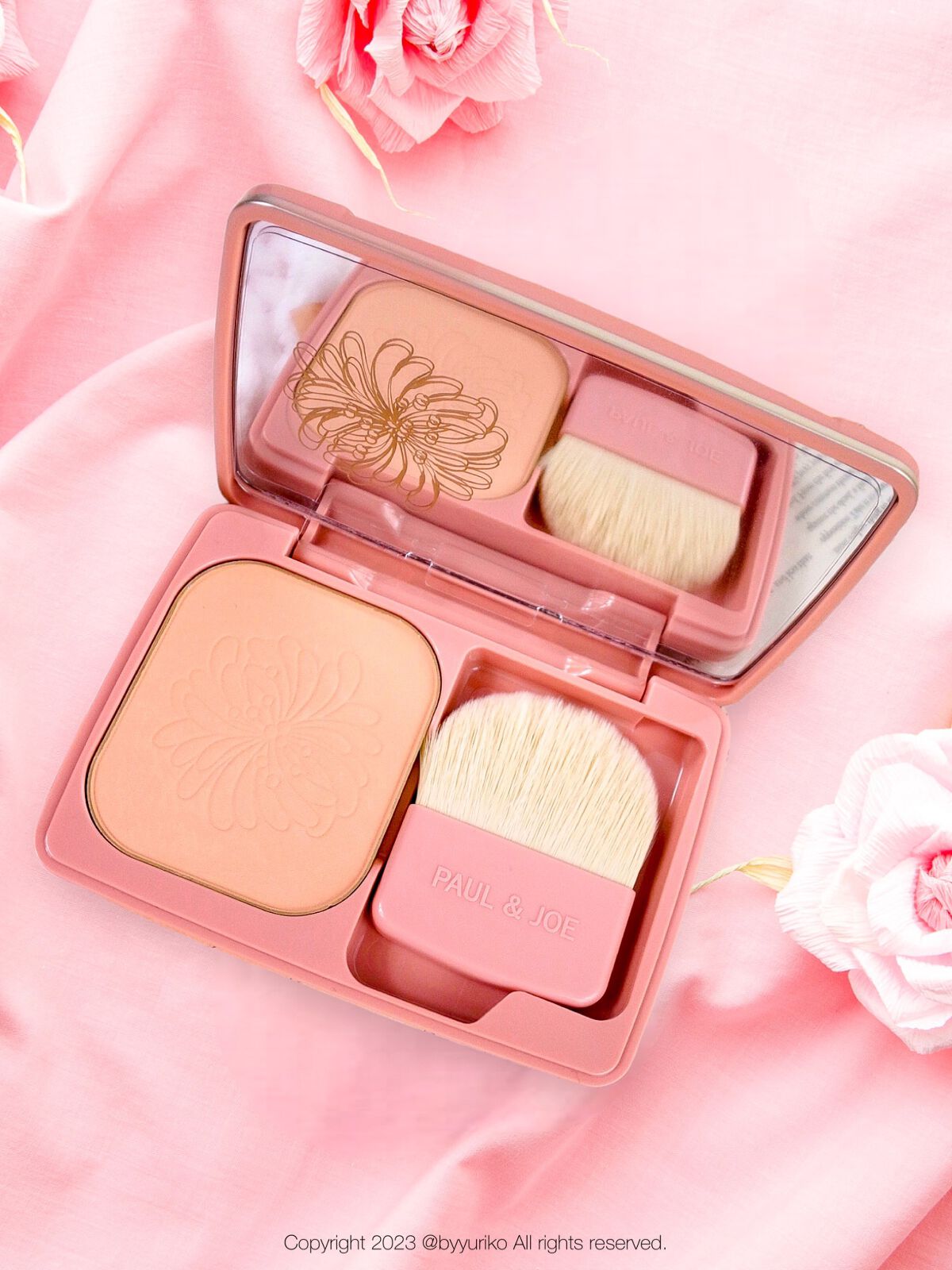 ヴェール ファンデーション/PAUL & JOE BEAUTE/パウダーファンデーションを使ったクチコミ(4枚目)