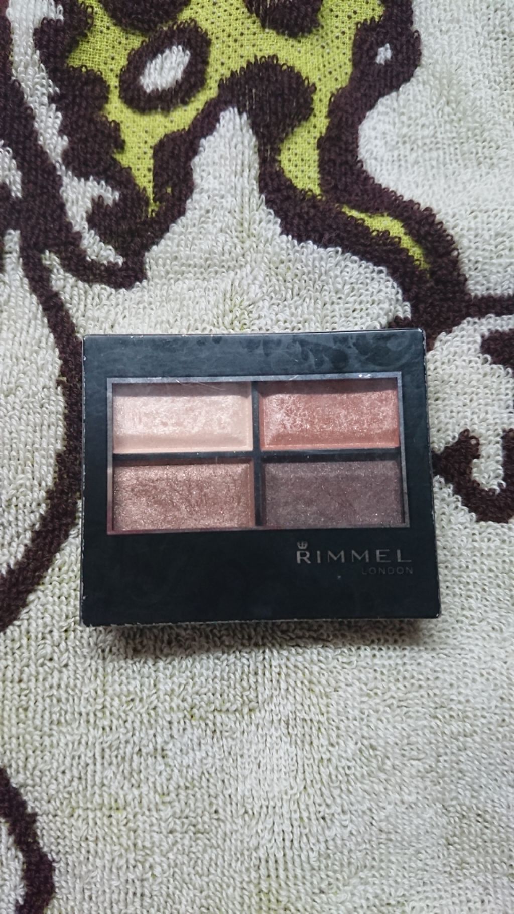 ロイヤルヴィンテージ アイズ/リンメル ロンドン/アイシャドウパレットを使ったクチコミ（1枚目）