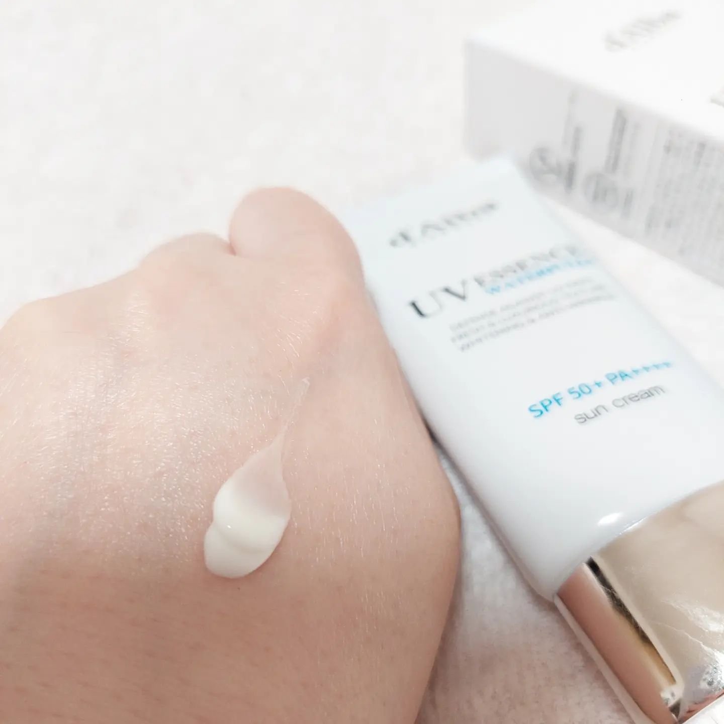 ダルバ ウォータフル エッセンス サンクリーム/ダルバ/日焼け止めクリームを使ったクチコミ（2枚目）