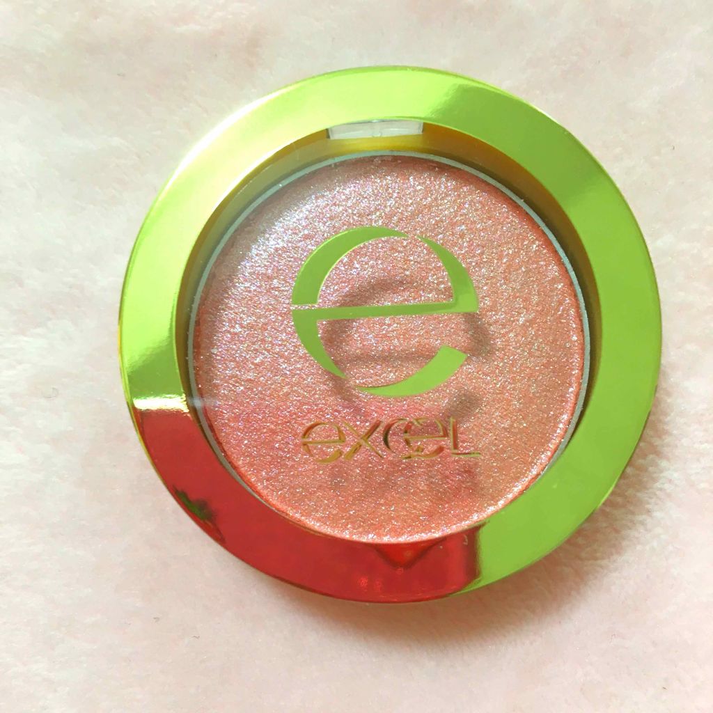 シャイニーシャドウ N/excel/単色アイシャドウを使ったクチコミ（1枚目）