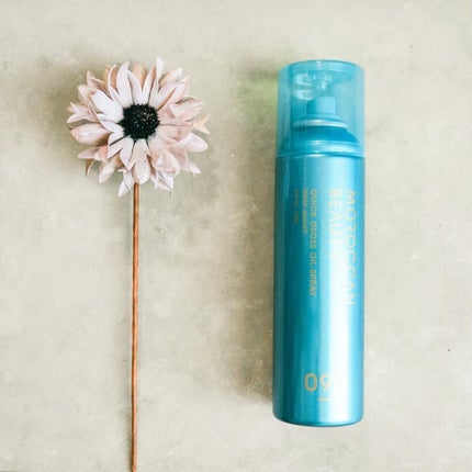 モロッカンビューティ ディープモイスト クイックグロス オイルスプレー/モロッカンビューティ/ヘアスプレーを使ったクチコミ(2枚目)