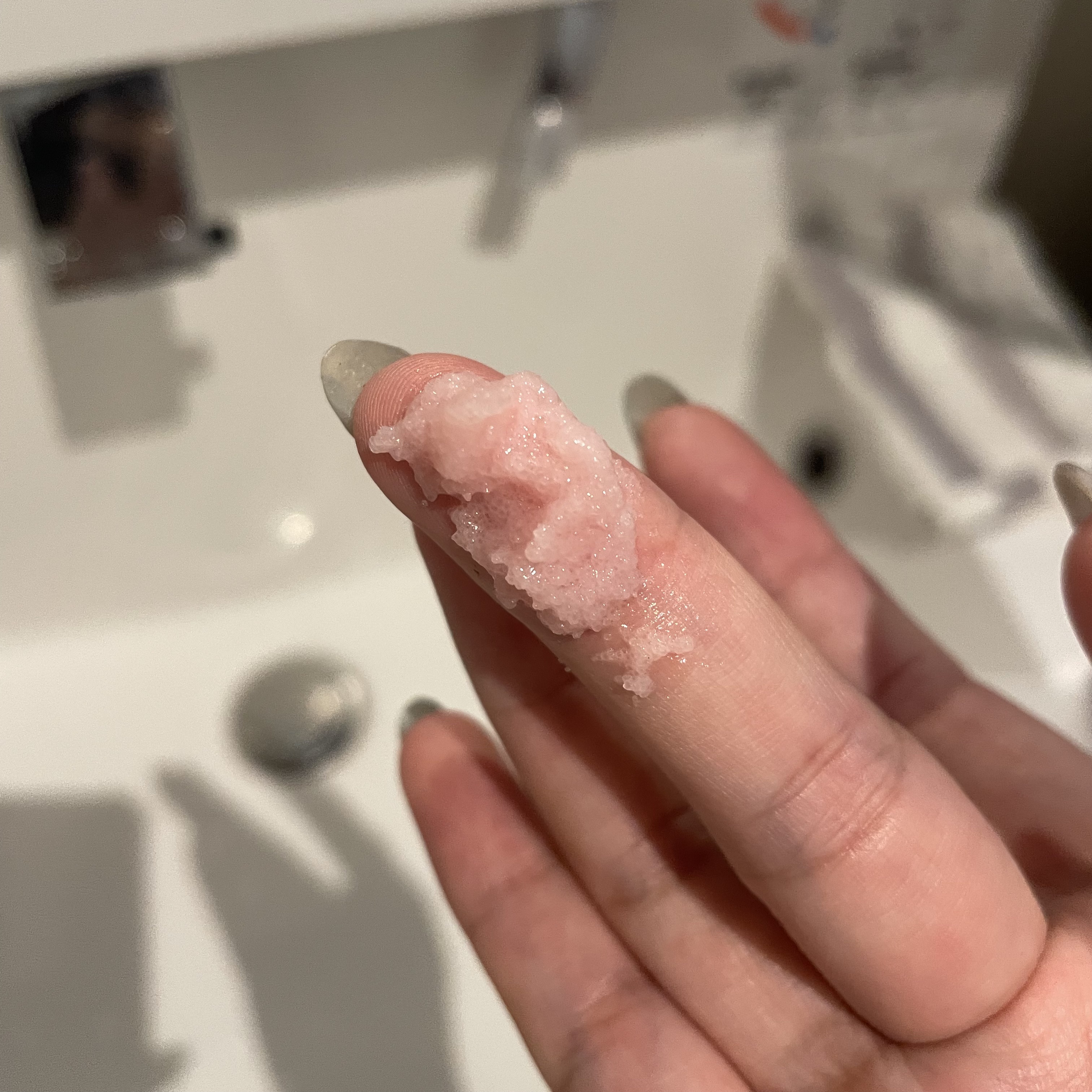 Q+Me スウィート ボム タラソ スクラブ/AGARISM/バスト・ヒップケアを使ったクチコミ（3枚目）