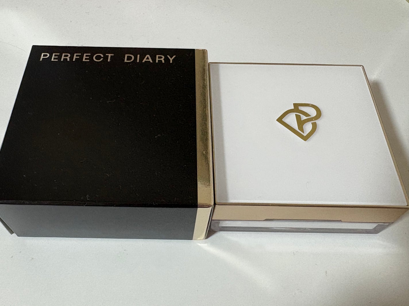 トランスルーシェントブルーリング ルースパウダー/PERFECT DIARY/ルースパウダーを使ったクチコミ(1枚目)