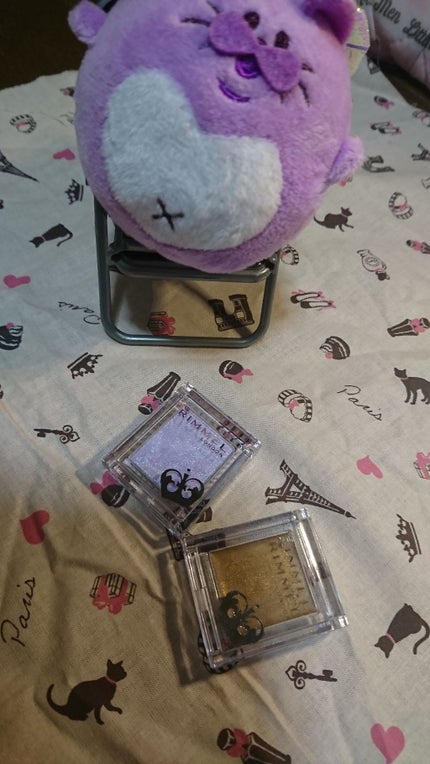 プリズム パウダーアイカラー/リンメル ロンドン/単色アイシャドウを使ったクチコミ(1枚目)