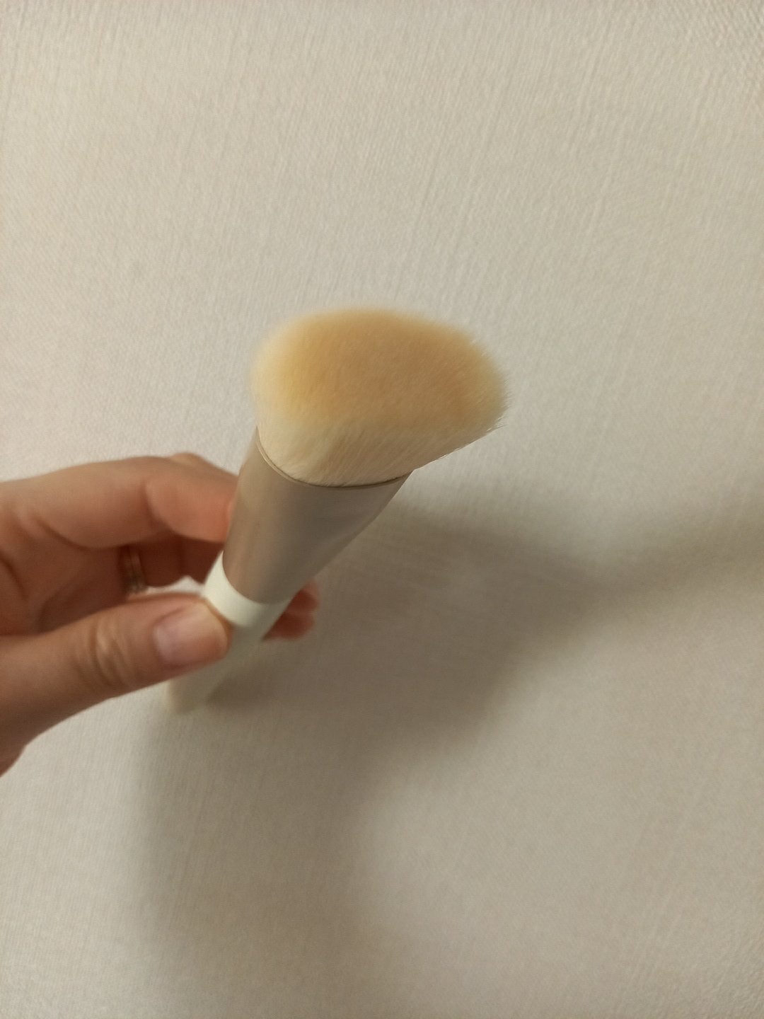 ごくふわっ ファンデーションブラシ/DAISO/メイクブラシを使ったクチコミ(2枚目)