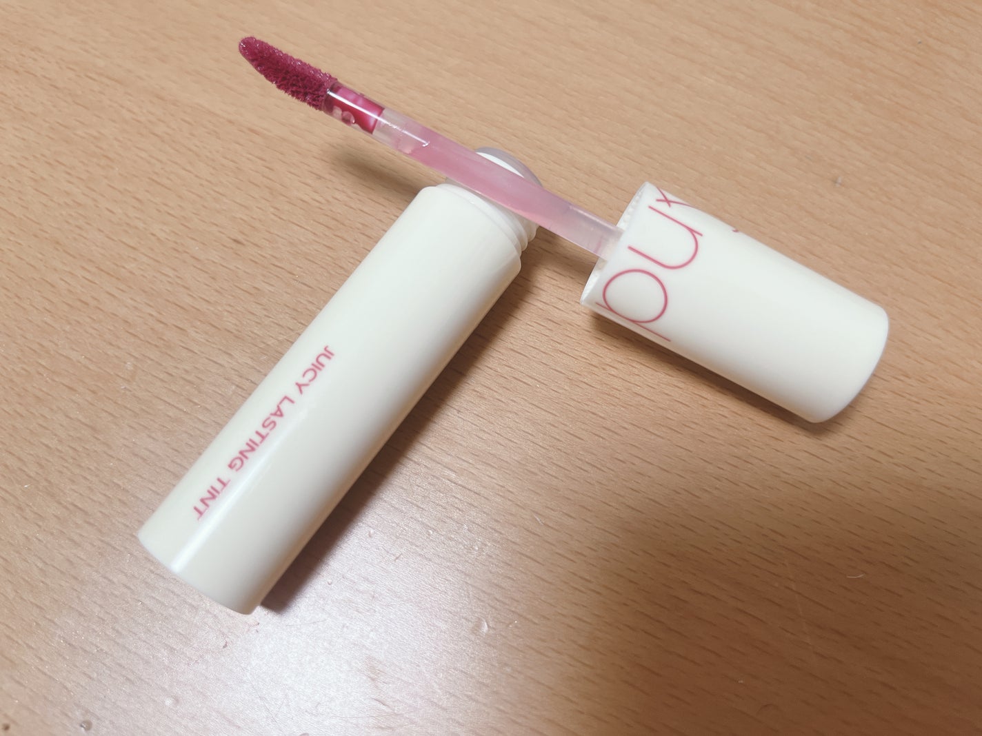 ジューシーラスティングティント/rom&nd/リップティントを使ったクチコミ(2枚目)