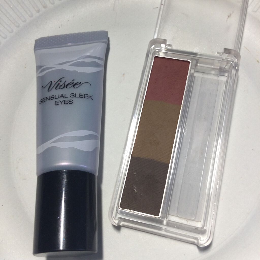 ヴィセ アヴァン シングルアイカラー/Visée/単色アイシャドウを使ったクチコミ（2枚目）