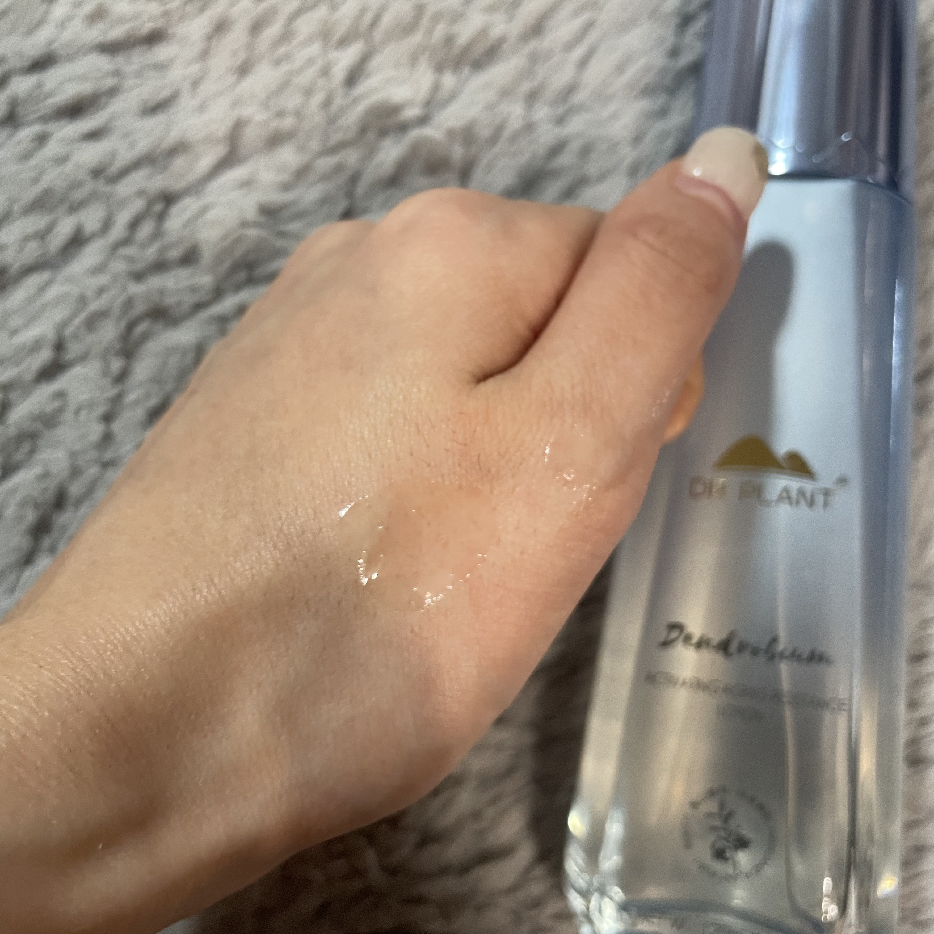 セッコク蘭エイジングケアエマルジョン/DR PLANT/乳液を使ったクチコミ（2枚目）