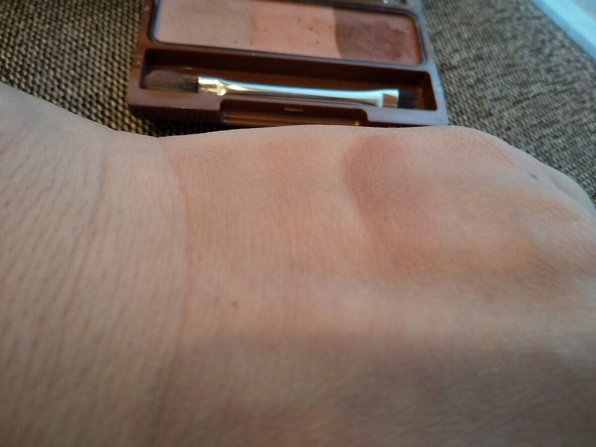 ノーズ&アイブロウパウダー/CEZANNE/パウダーアイブロウを使ったクチコミ(3枚目)