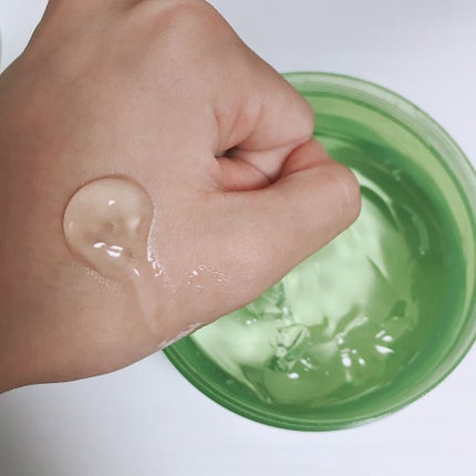 マイルド&モイスチャーアロエジェル/ネイチャーリパブリック/ボディローションを使ったクチコミ(3枚目)