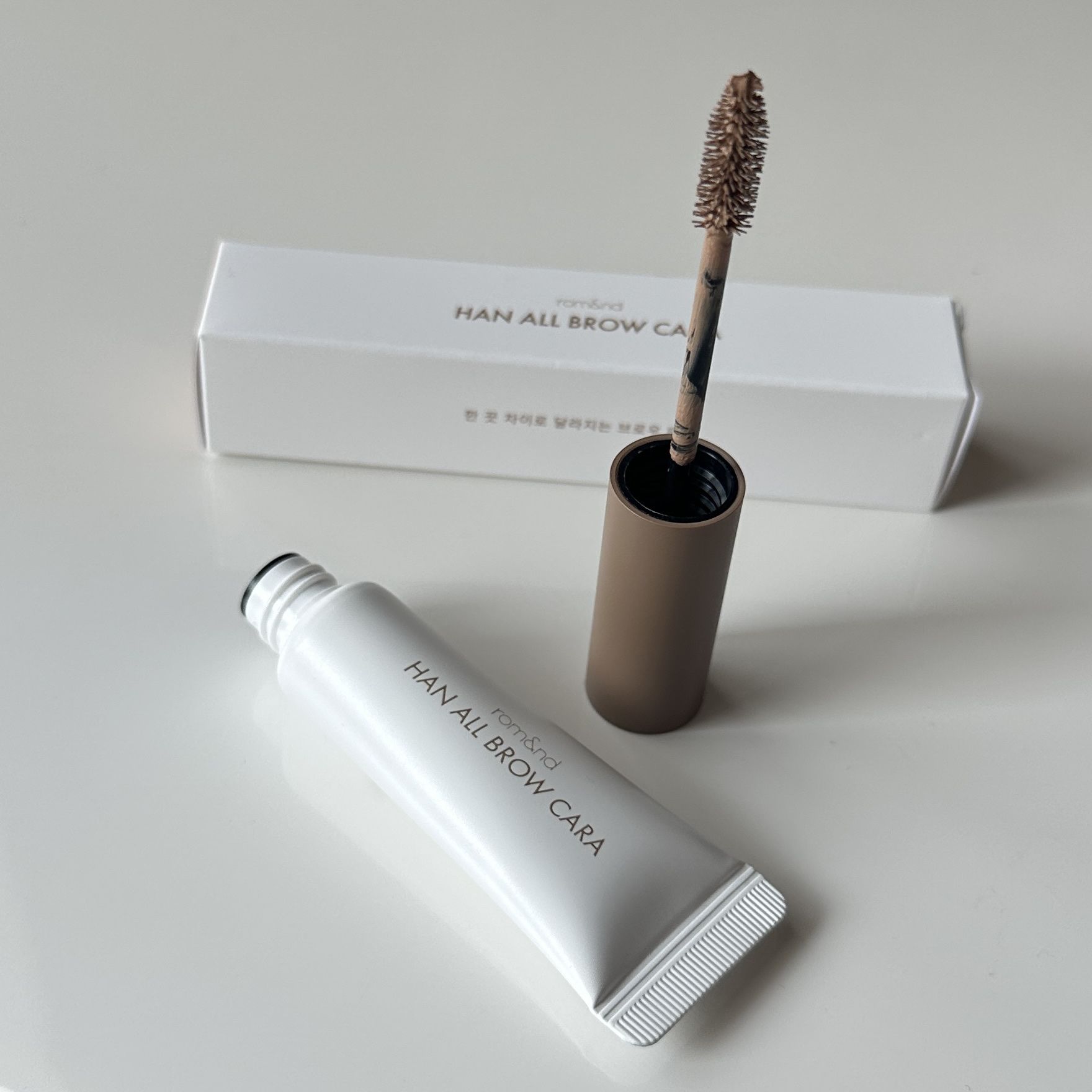 ハンオールブロウカラ/rom&nd/眉マスカラを使ったクチコミ（2枚目）