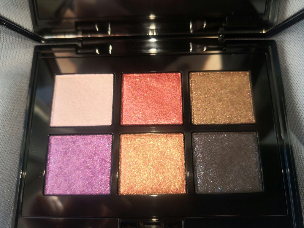 ホリデー アディクション “イリディセント ユーフォリア”/ADDICTION/メイクアップキットを使ったクチコミ(2枚目)