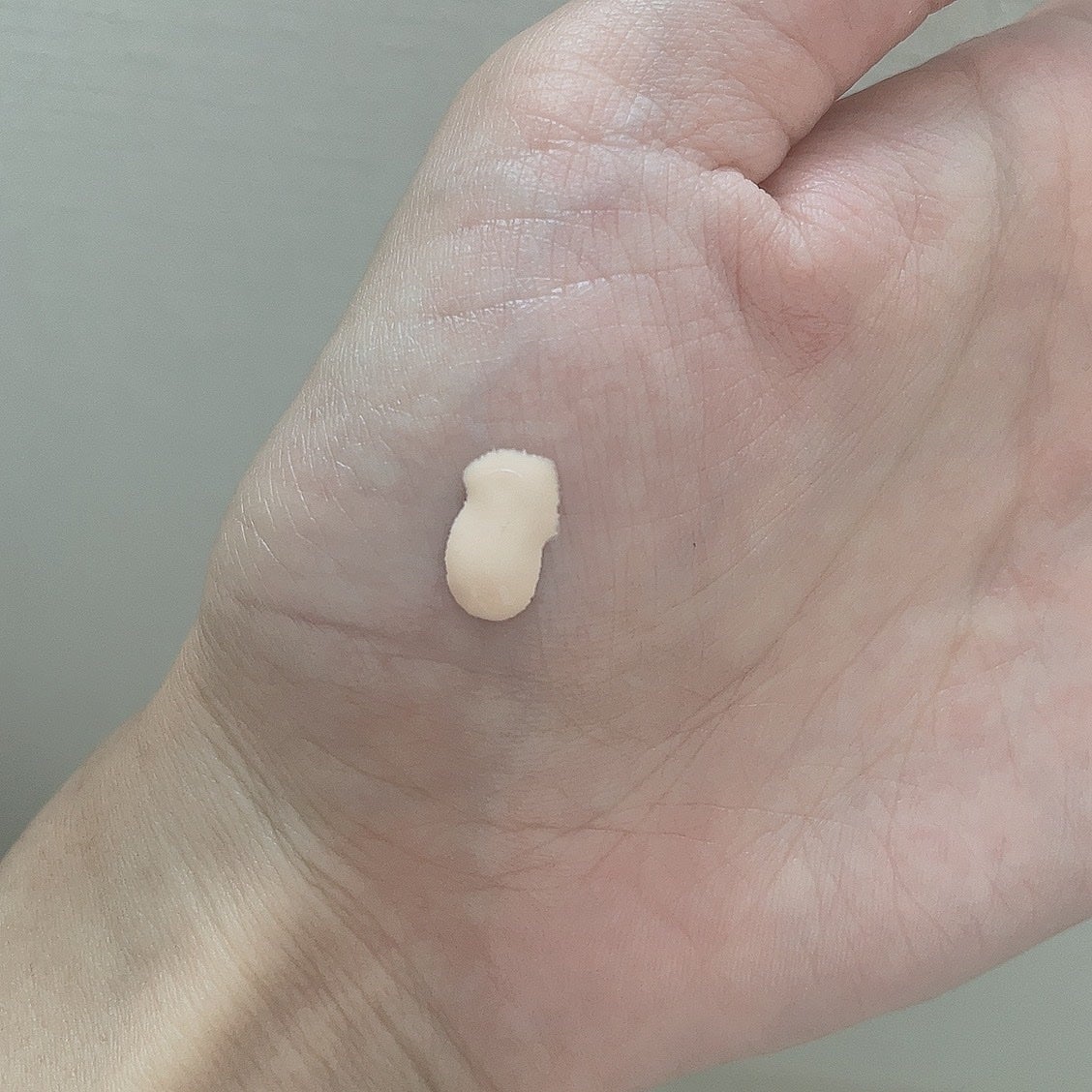 モイスチュアライジング プライマー/PAUL & JOE BEAUTE/化粧下地を使ったクチコミ(3枚目)