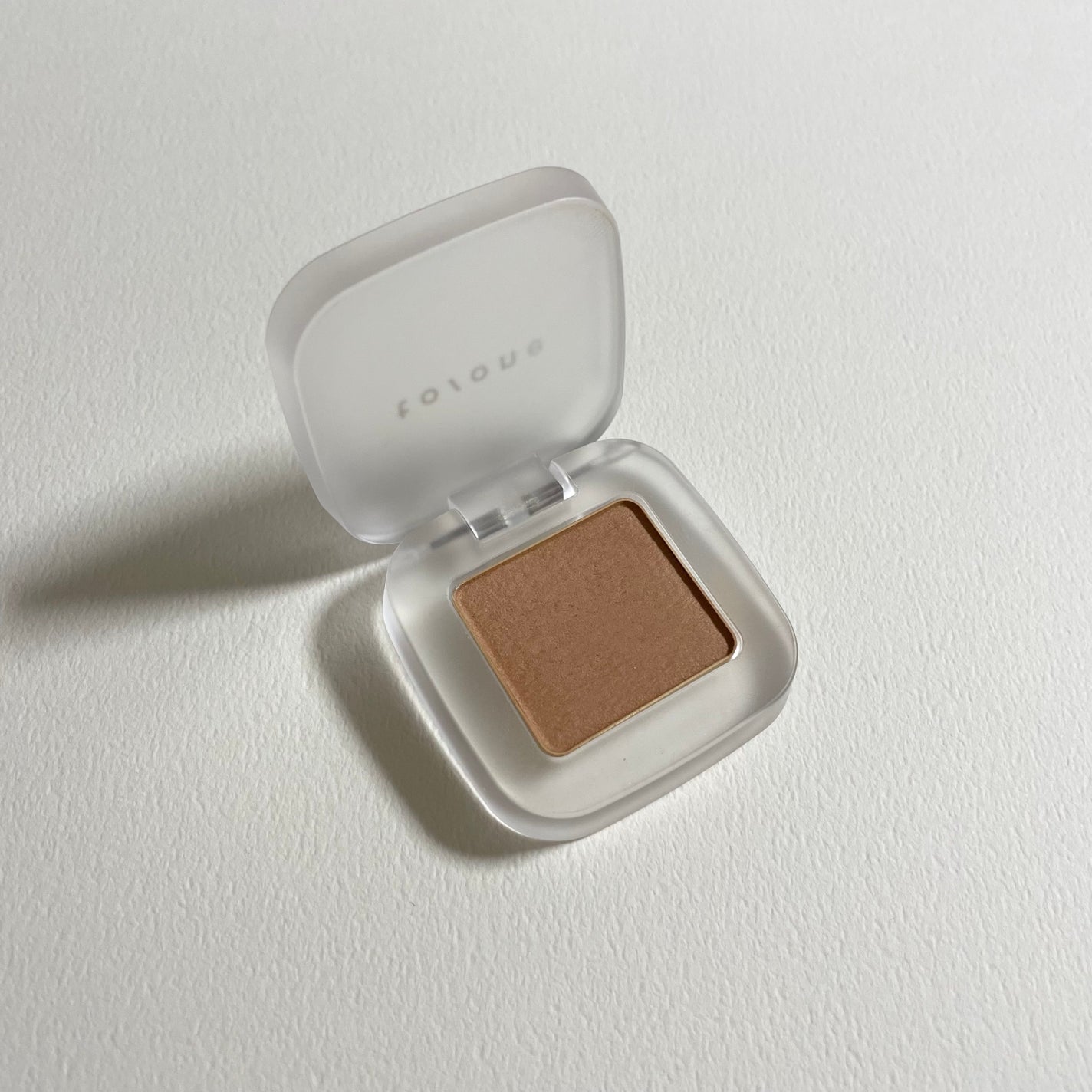 トーン ペタル フロート アイズ/to/one/単色アイシャドウを使ったクチコミ(1枚目)