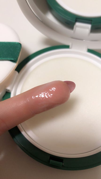 シカ リニューイング ピュア ノーセバムクッション/TIRTIR(ティルティル)/化粧下地を使ったクチコミ(2枚目)