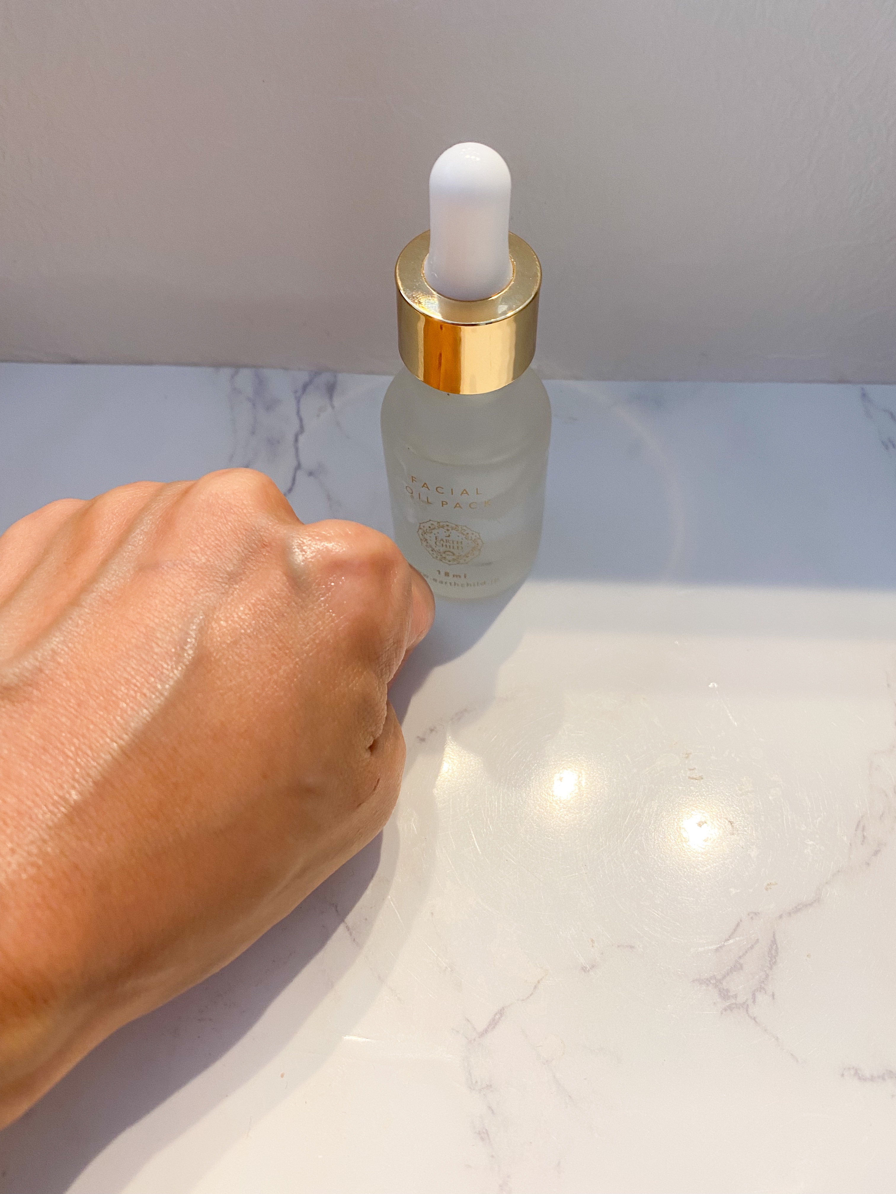 フェイシャル オイル パック/EARTHCHILD/フェイスオイルを使ったクチコミ（3枚目）