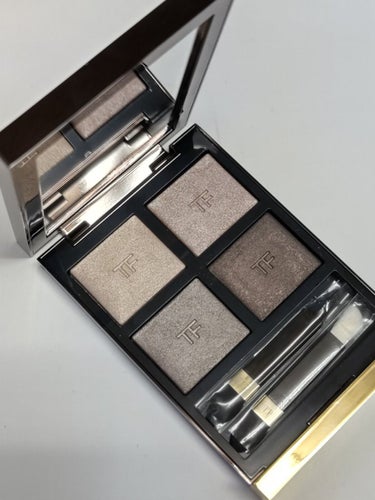 シェイド アンド イルミネイト ソフト ラディアンス ファンデーション SPF 50/TOM FORD BEAUTY/リキッドファンデーションを使ったクチコミ（3枚目）