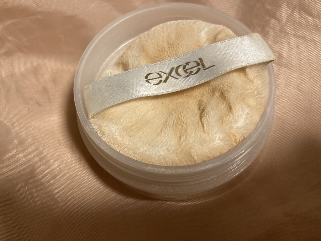 エクストラリッチパウダー ’21/excel/ルースパウダーを使ったクチコミ（2枚目）