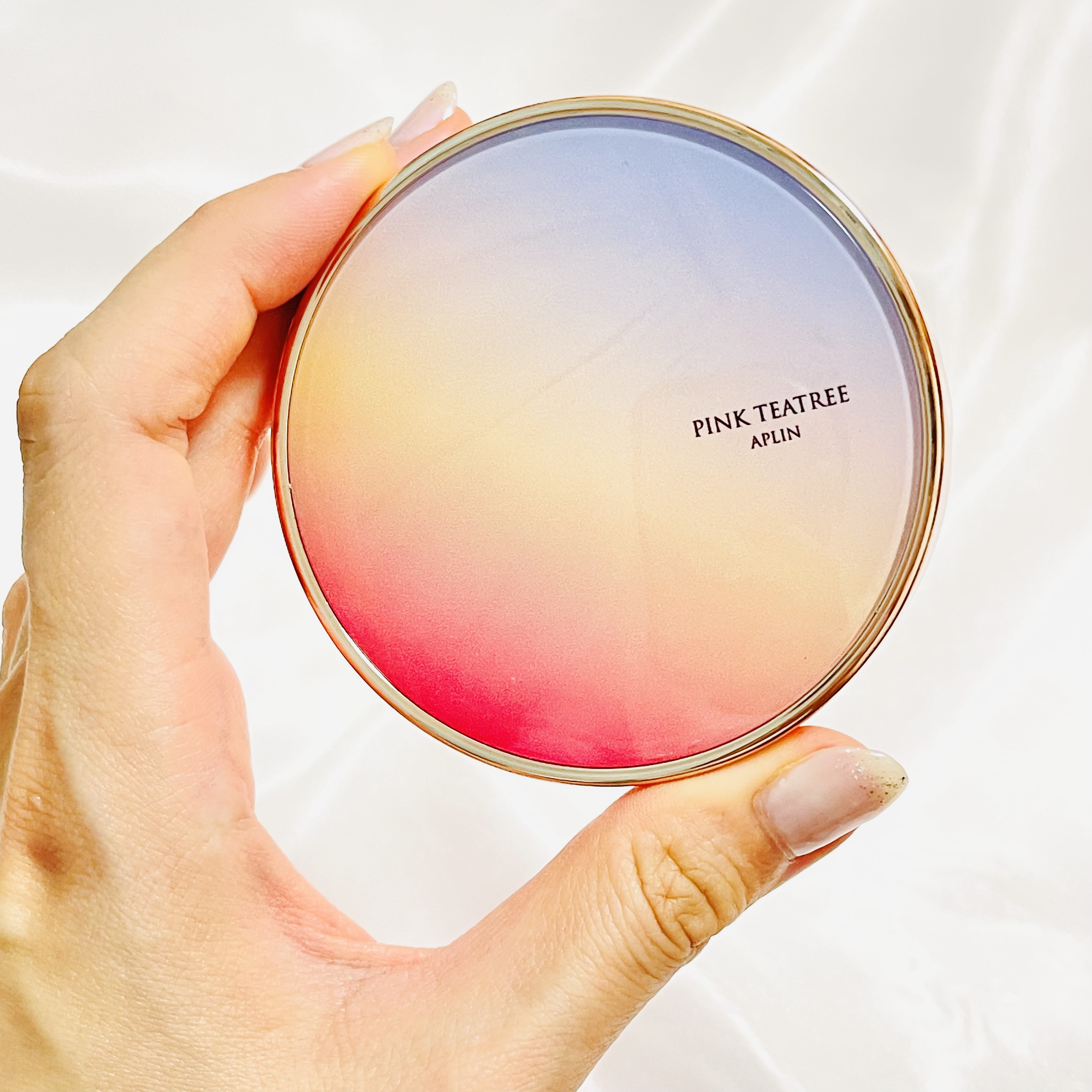 ピンクティーツリーカバーアップグロウクッション 21号 パウダリーベージュ/APLIN/クッションファンデーションを使ったクチコミ（3枚目）