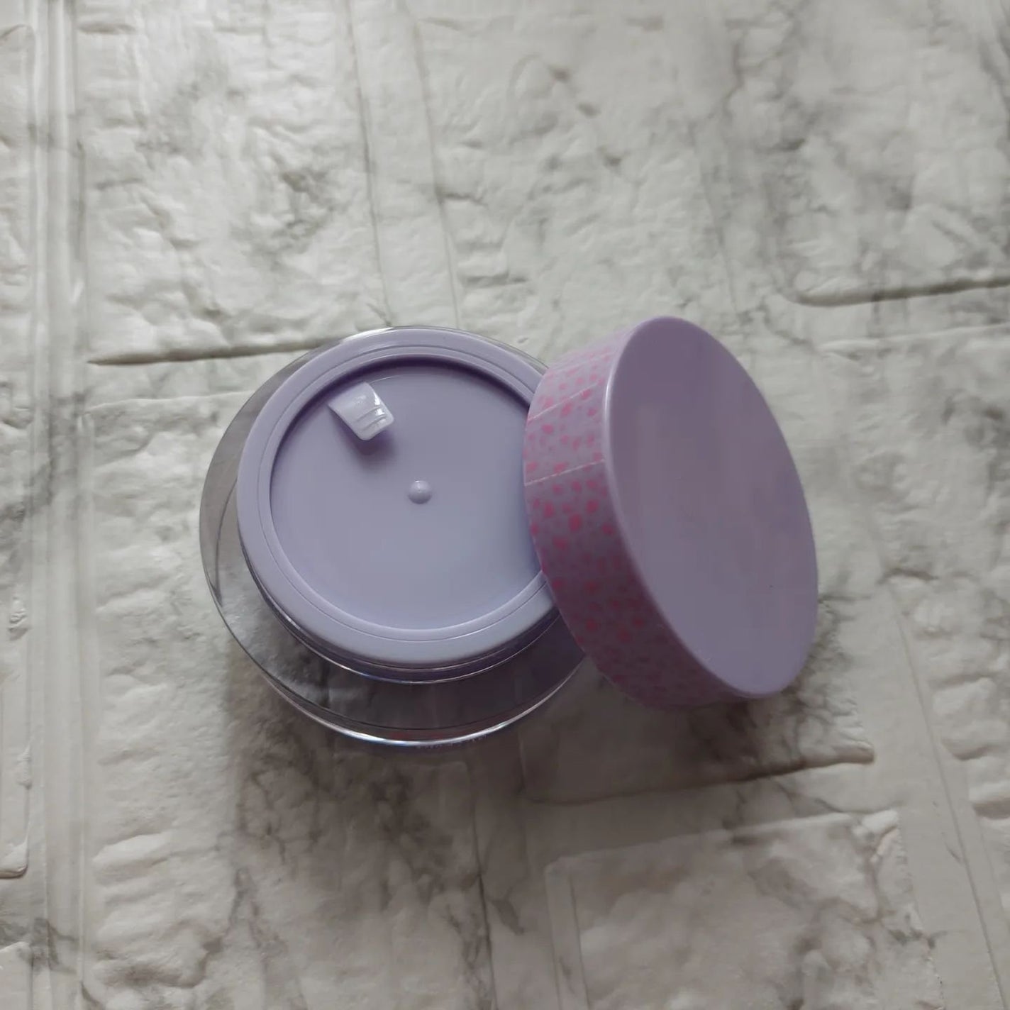 シカクリーム/ASUNE /フェイスクリームを使ったクチコミ(2枚目)