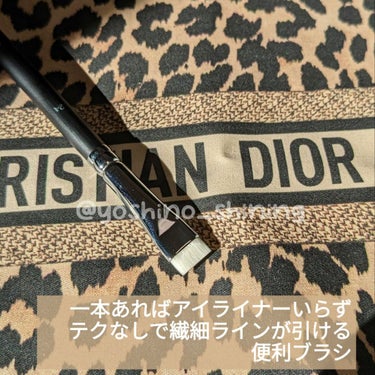 ディオール バックステージ アイライナー ブラシ/Dior/メイクブラシを使ったクチコミ（1枚目）