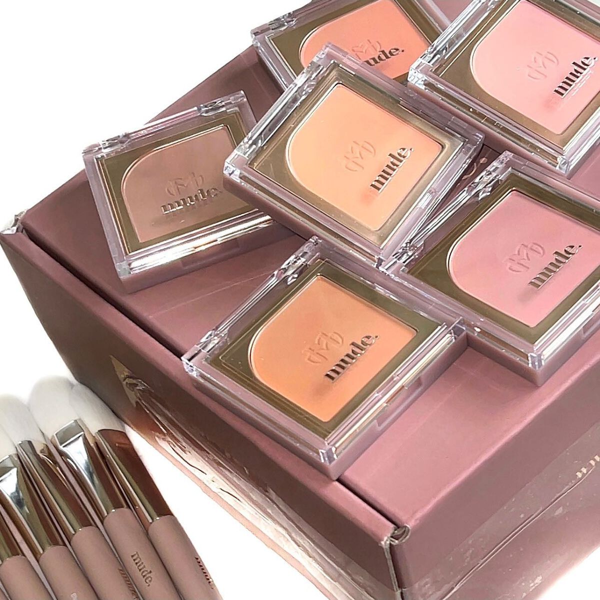 Bella(ベラ) on LIPS 「\【mude】flutterblusher全色レビュー♡/ ..」(2枚目)