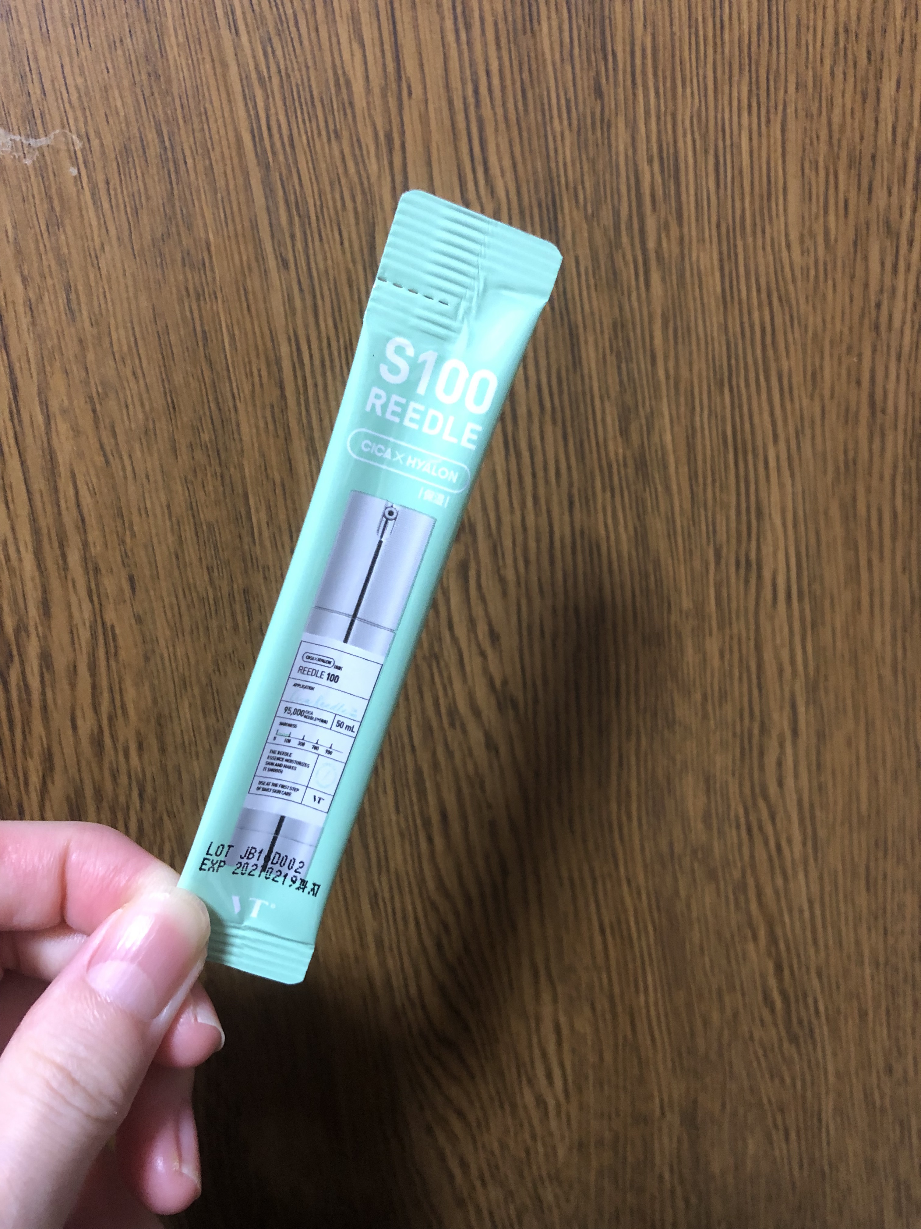 S100 レチAリードル/VT/美容液を使ったクチコミ（2枚目）