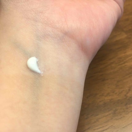 ブライトニングUVデイエッセンス/DEW/美容液を使ったクチコミ(2枚目)