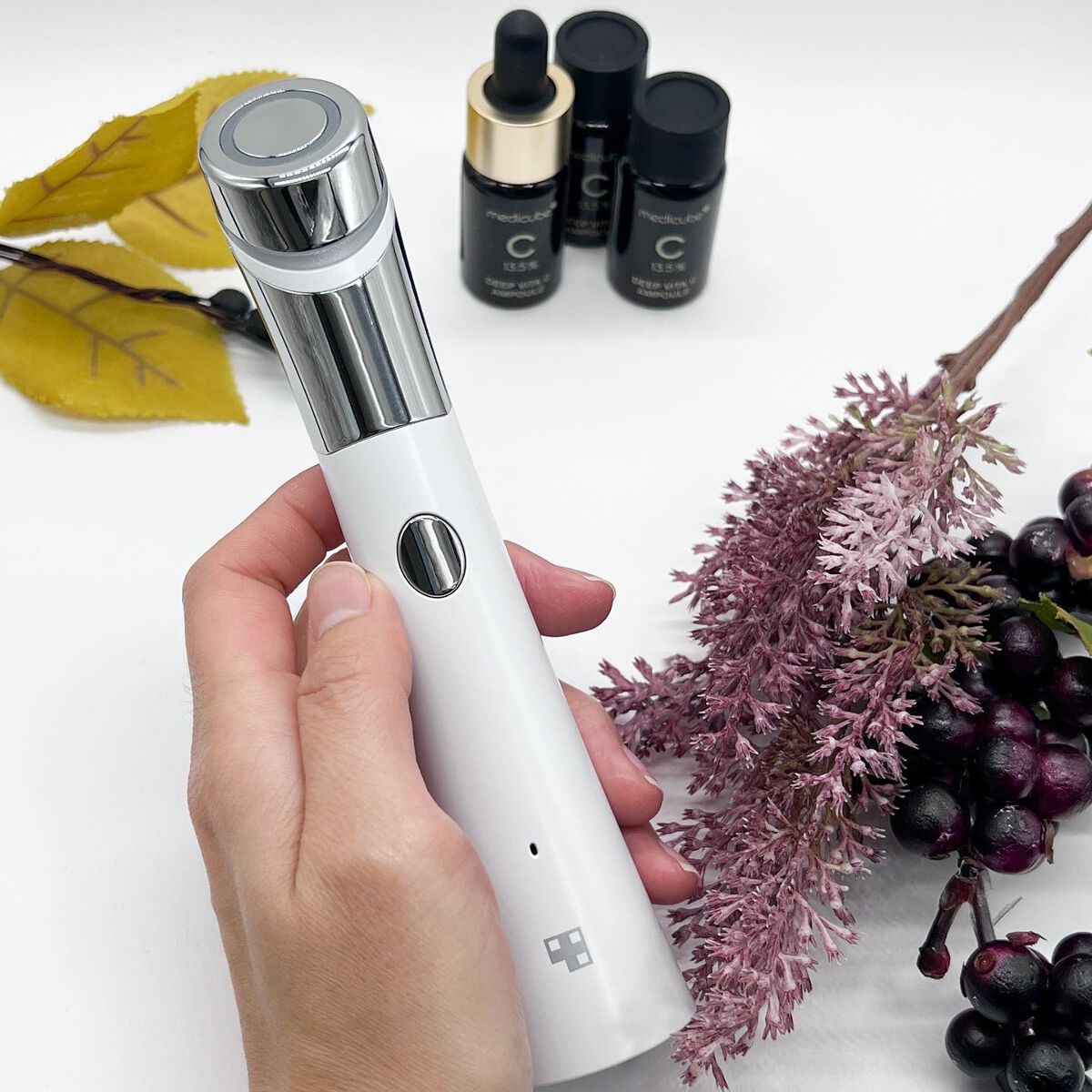 ディープビタCアンプル/MEDICUBE/美容液を使ったクチコミ(2枚目)