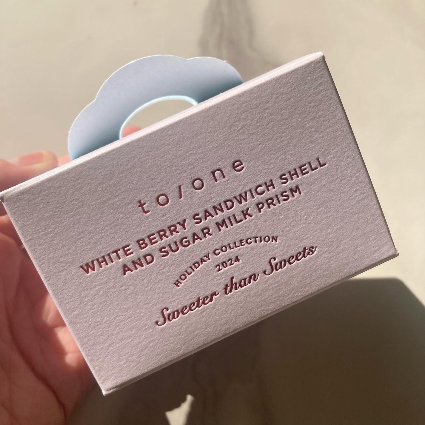 mikan_cosmecafe on LIPS 「************to/oneホリデースイーツボックス🍰..」(9枚目)